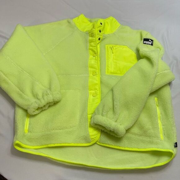 Puma Women’s Neon Green Sherpa Fleece Jacket Relaxed Fit Neon Green Sz Large New - Picture 1 of 8